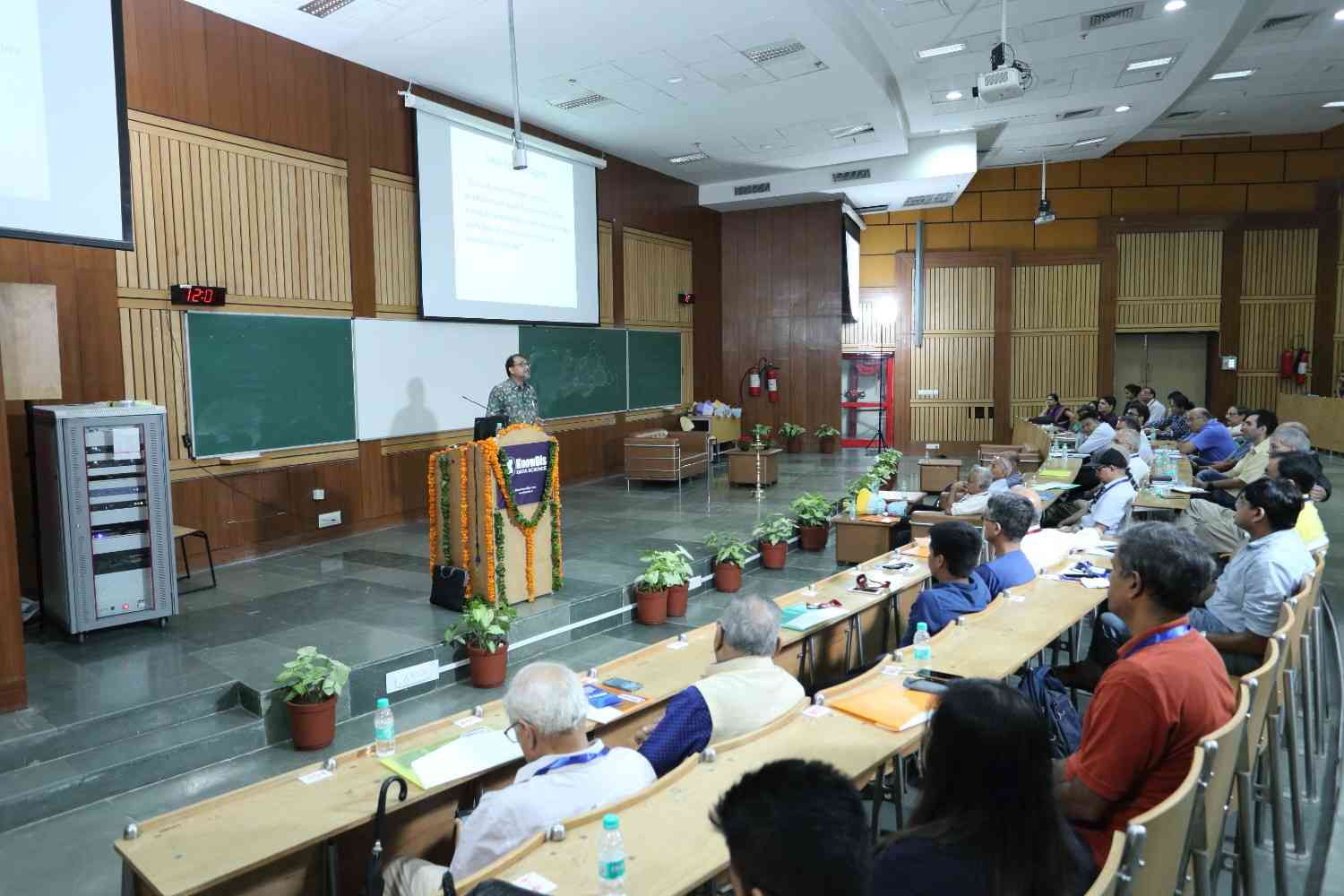 KnowDis.AI award gathering at IIT Delhi in 2019, photo 4